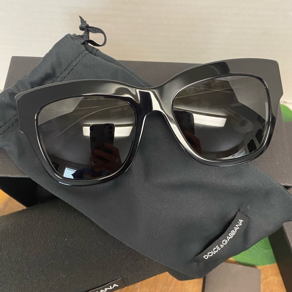 Dolce & Gabbana Framed Sunglasses Brand New!! main image 7